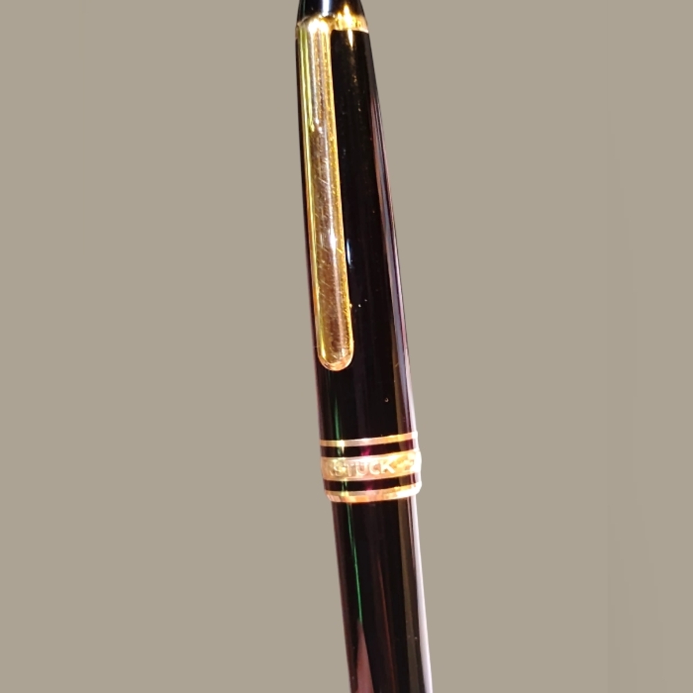 Montblanc Meisterstück Classique Elegant Gold Coated Ballpoint Pen - Picture 6 of 6